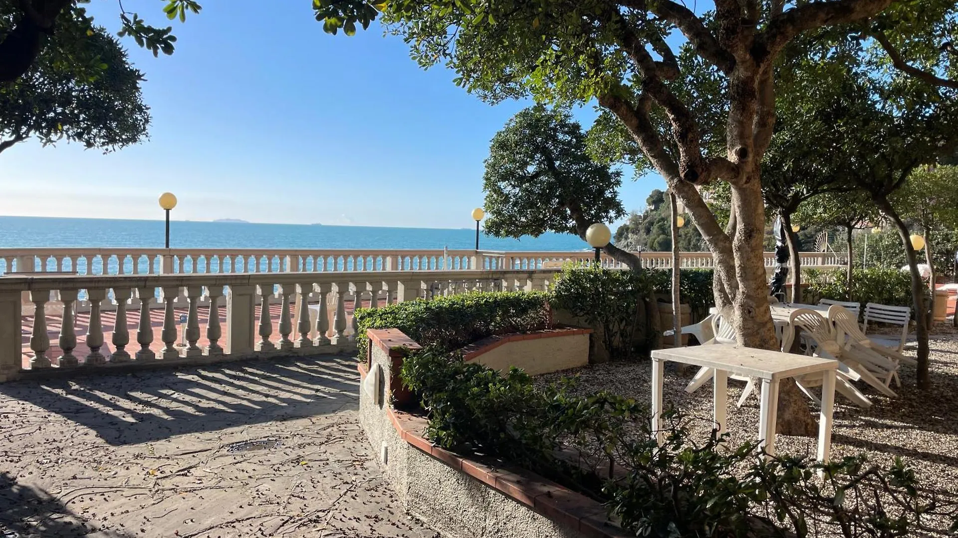 Residence Mediterraneo - Baia Del Quercetano Castiglioncello